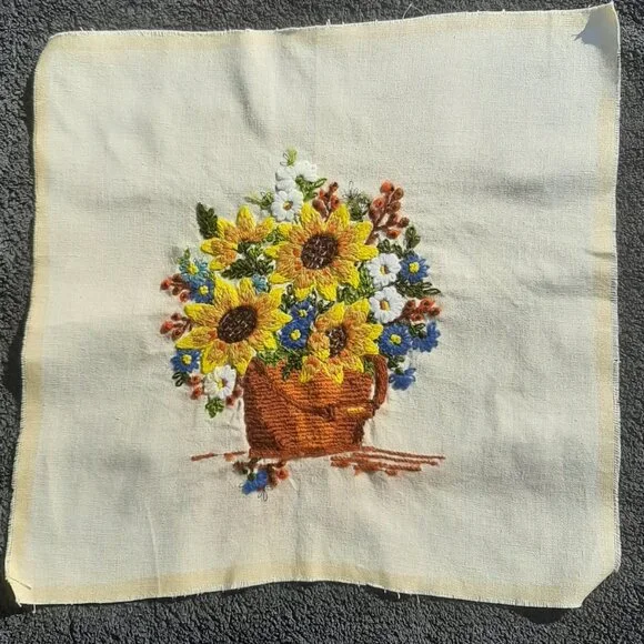 Finished Crewel Stitch Sunflowers Completed 15" x 15.5" - Picture 4 of 4